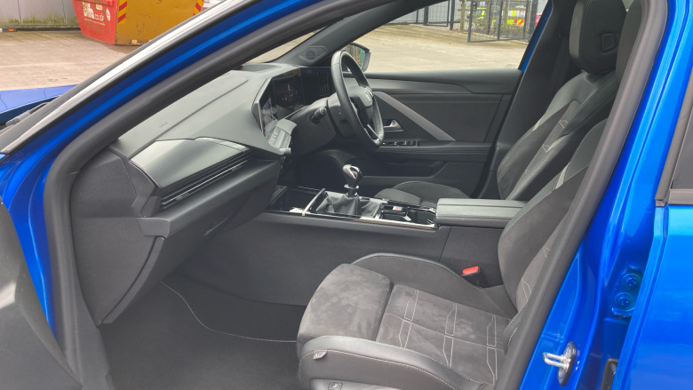 Vauxhall Astra 1.2 Turbo 130 Ultimate 5dr Petrol Hatchback